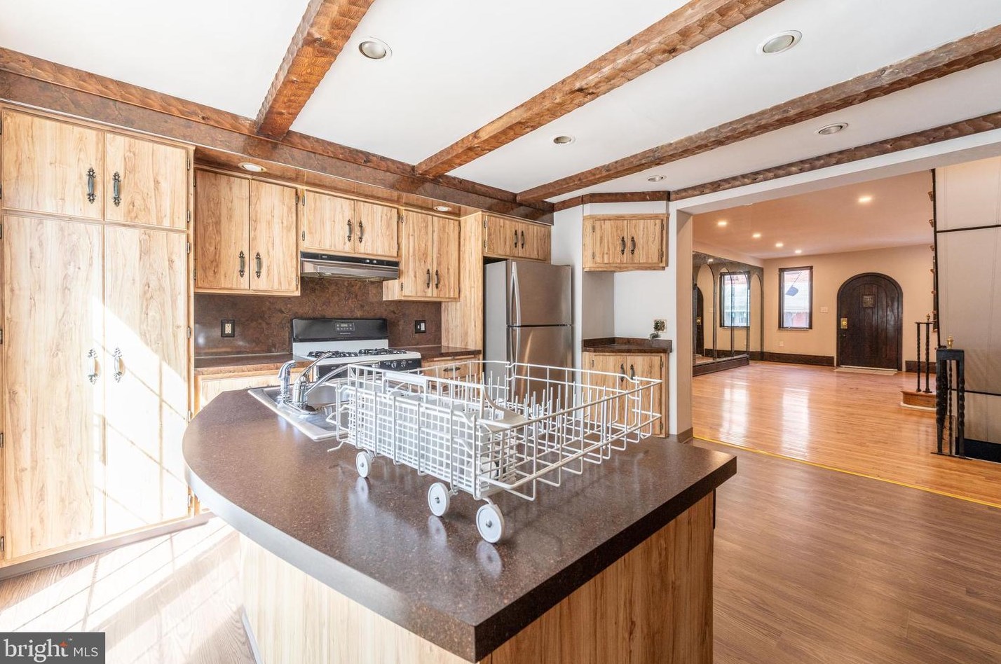 1142 Tree St, Philadelphia PA 19148-3021 exterior