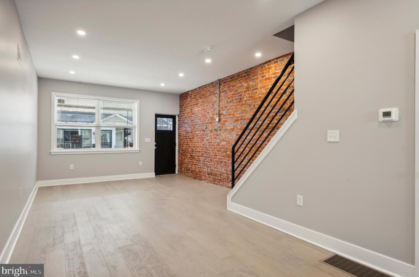 405 Fitzgerald St, Philadelphia PA  19148-3912 exterior