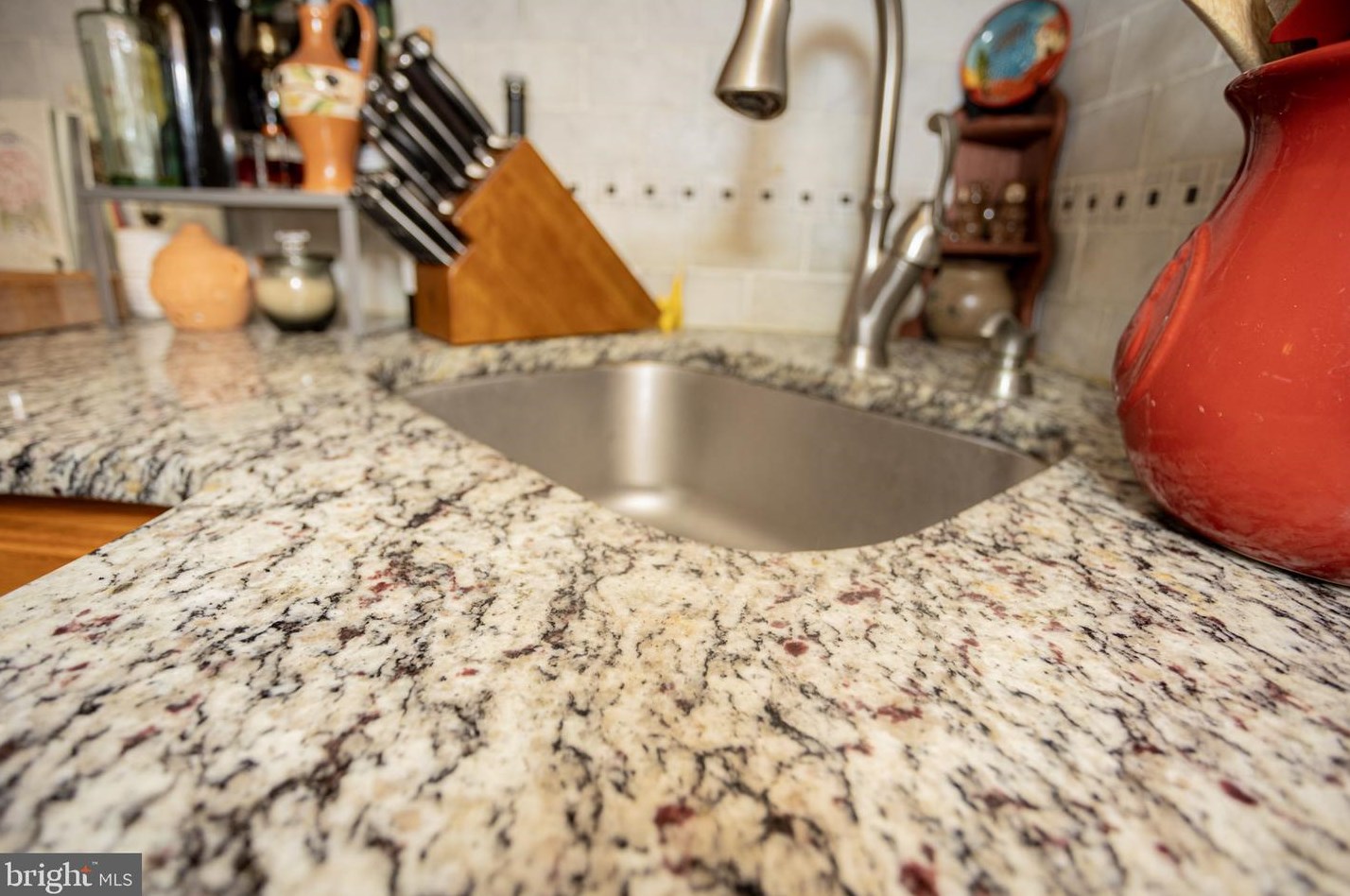 12527 Chilton Rd, Philadelphia PA 19154-1305 exterior