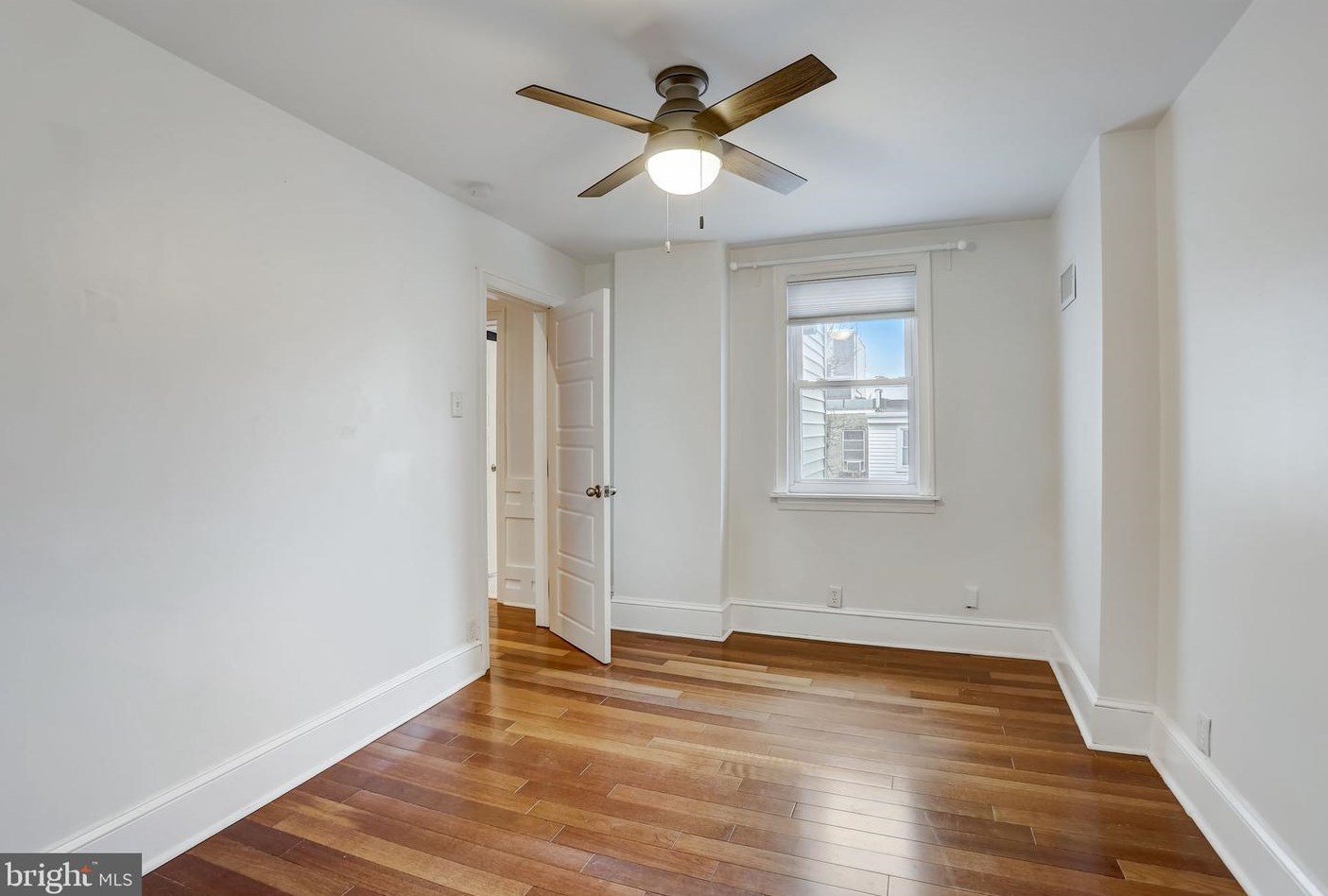 416 Mifflin St, Philadelphia PA  19148-1823 exterior