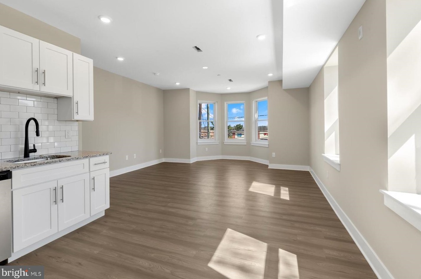 6712 Ridge Ave #2, Philadelphia, PA 19128