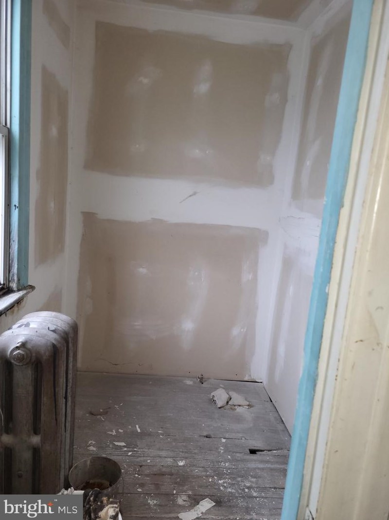 5121 Newhall St, Philadelphia PA 19144-4020 exterior