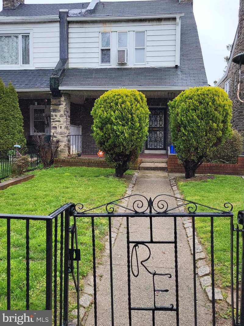 5121 Newhall St, Philadelphia, PA 19144-4019