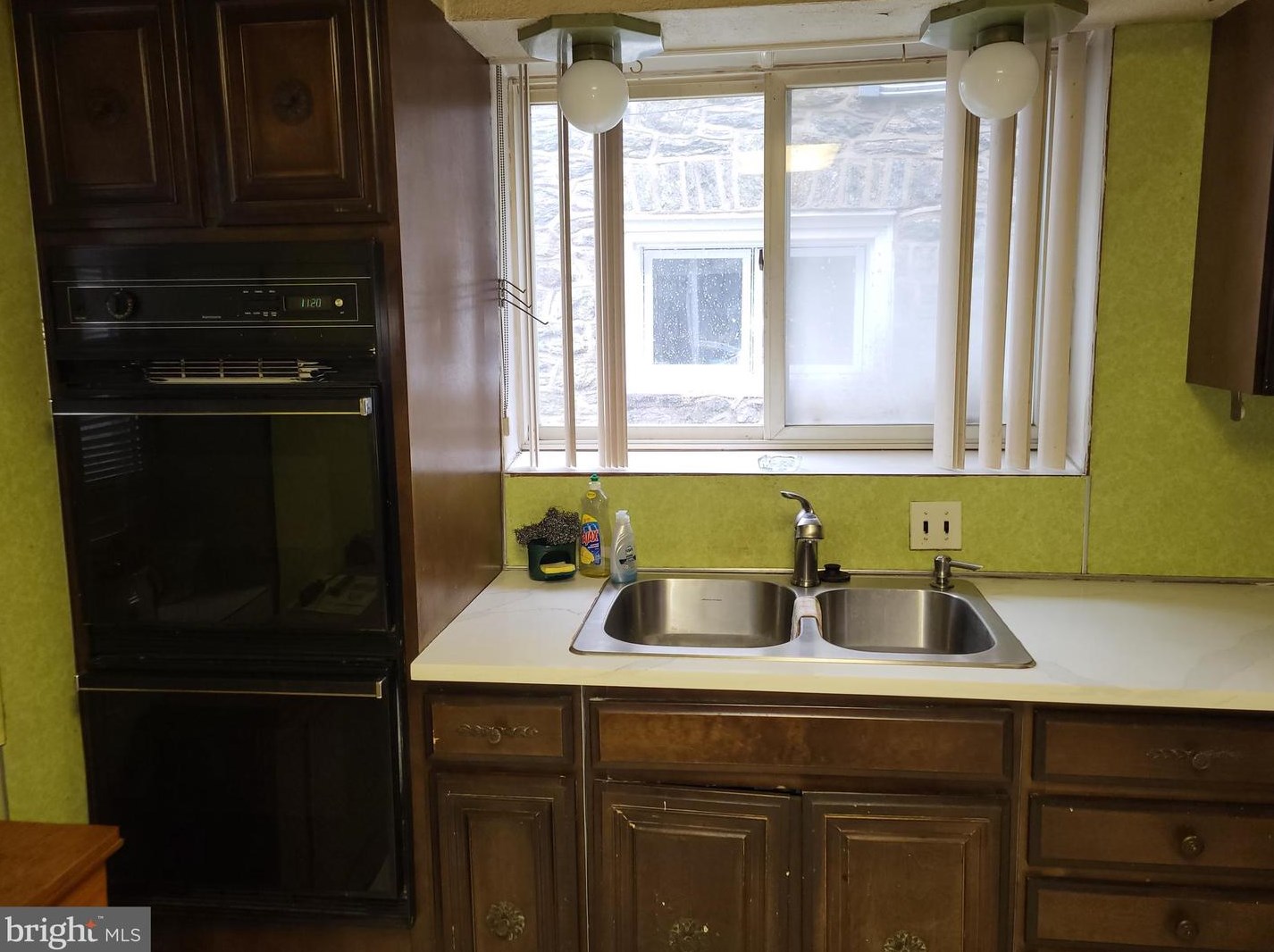 5121 Newhall St, Philadelphia PA 19144-4020 exterior