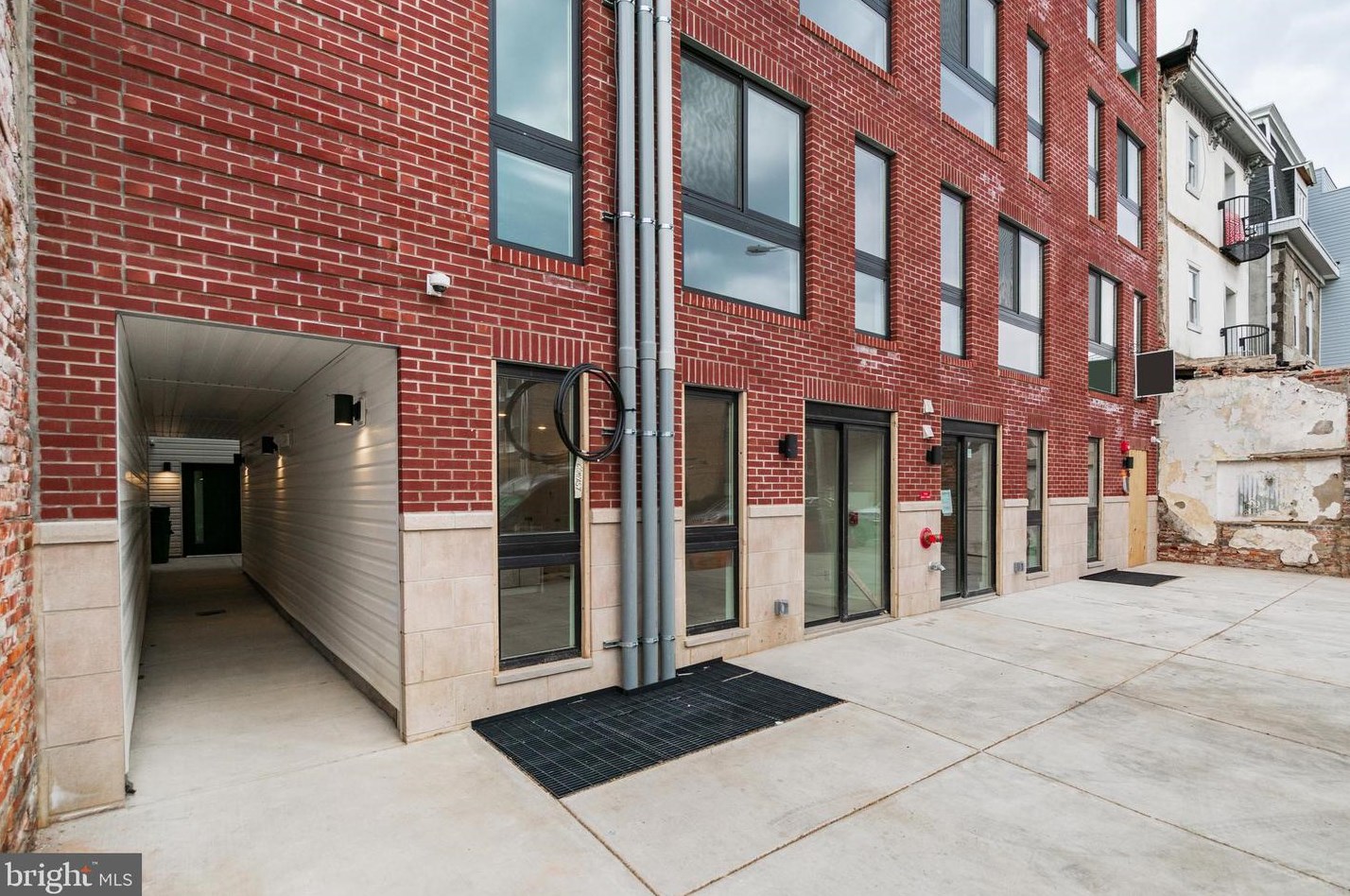 36 N 40th St #unit 16, Philadelphia, PA 19104