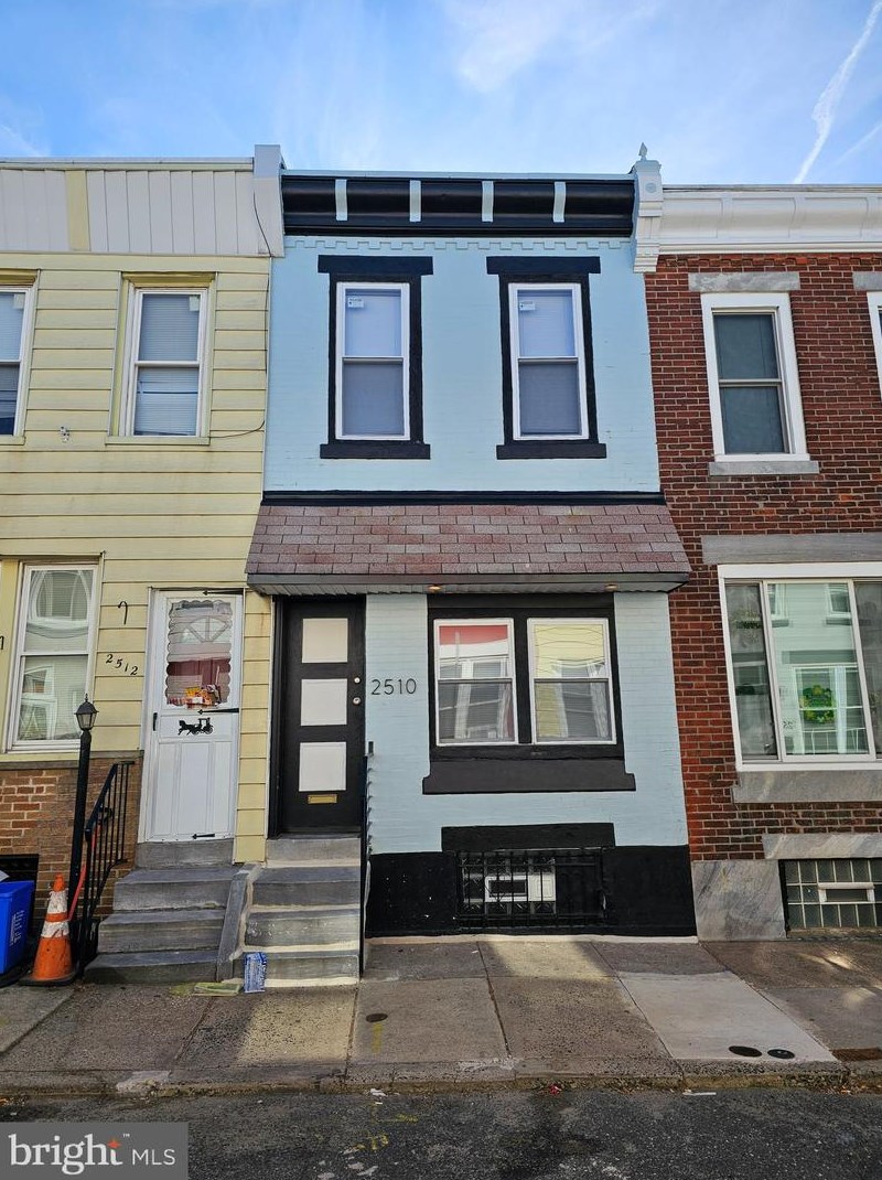 2510 Auburn St, Philadelphia, PA 19134-4712