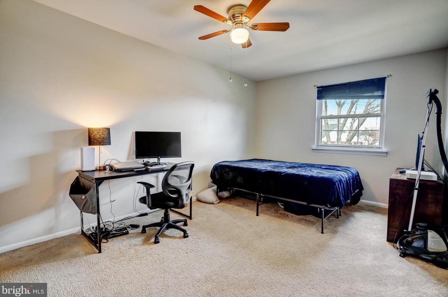 7015 Ridge Ave, Philadelphia PA  19128-3249 exterior