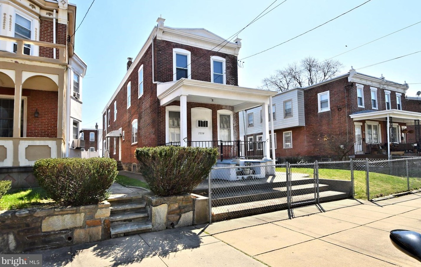 7339 Bingham St, Philadelphia, PA 19111-3613
