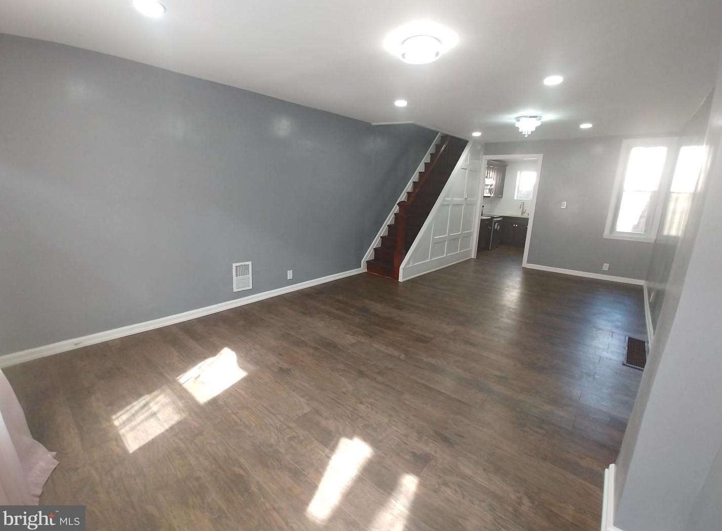 535 Sigel St, Philadelphia PA  19148-1836 exterior