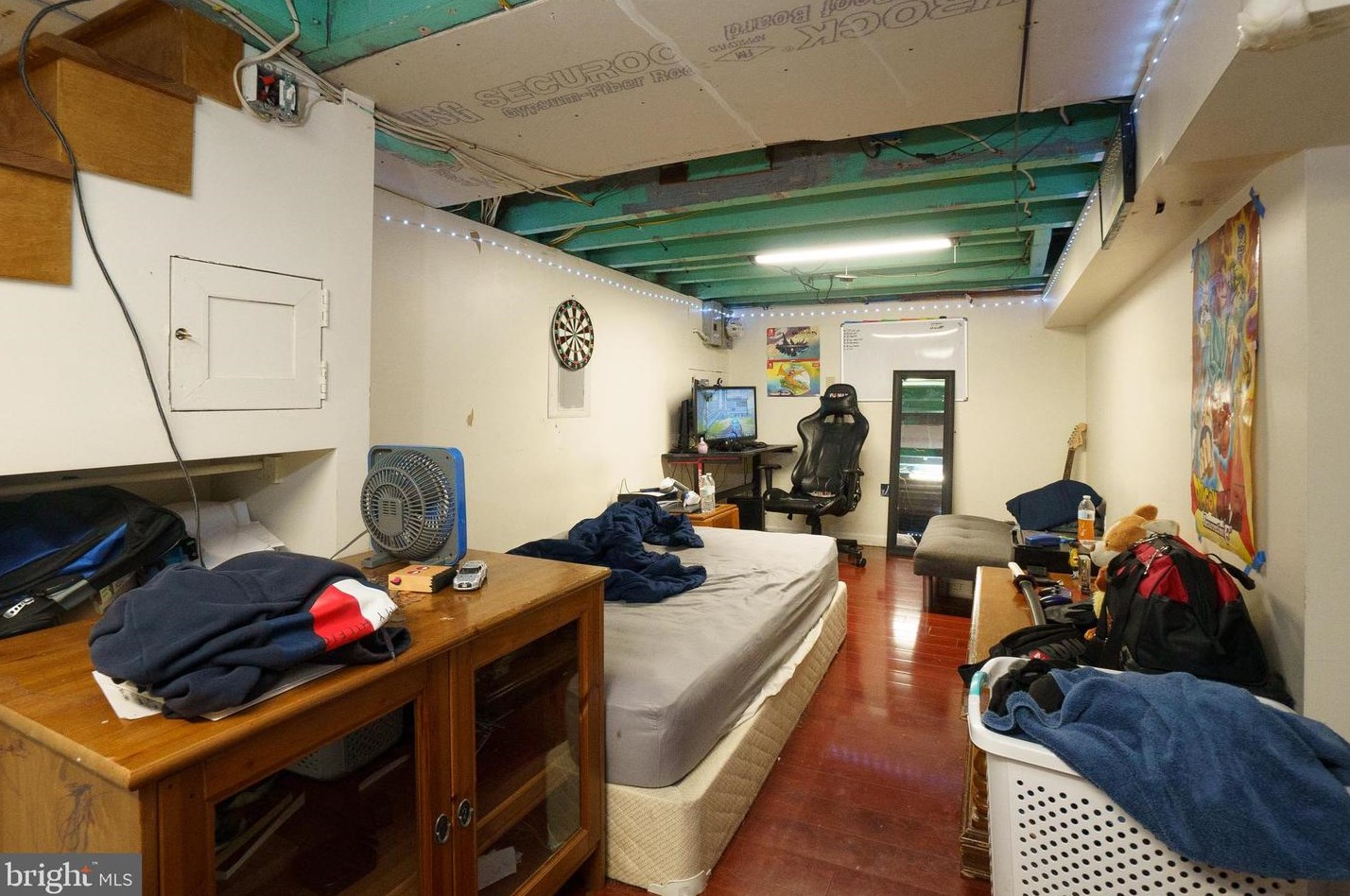 1516 Newkirk St, Philadelphia PA 19132-2532 exterior