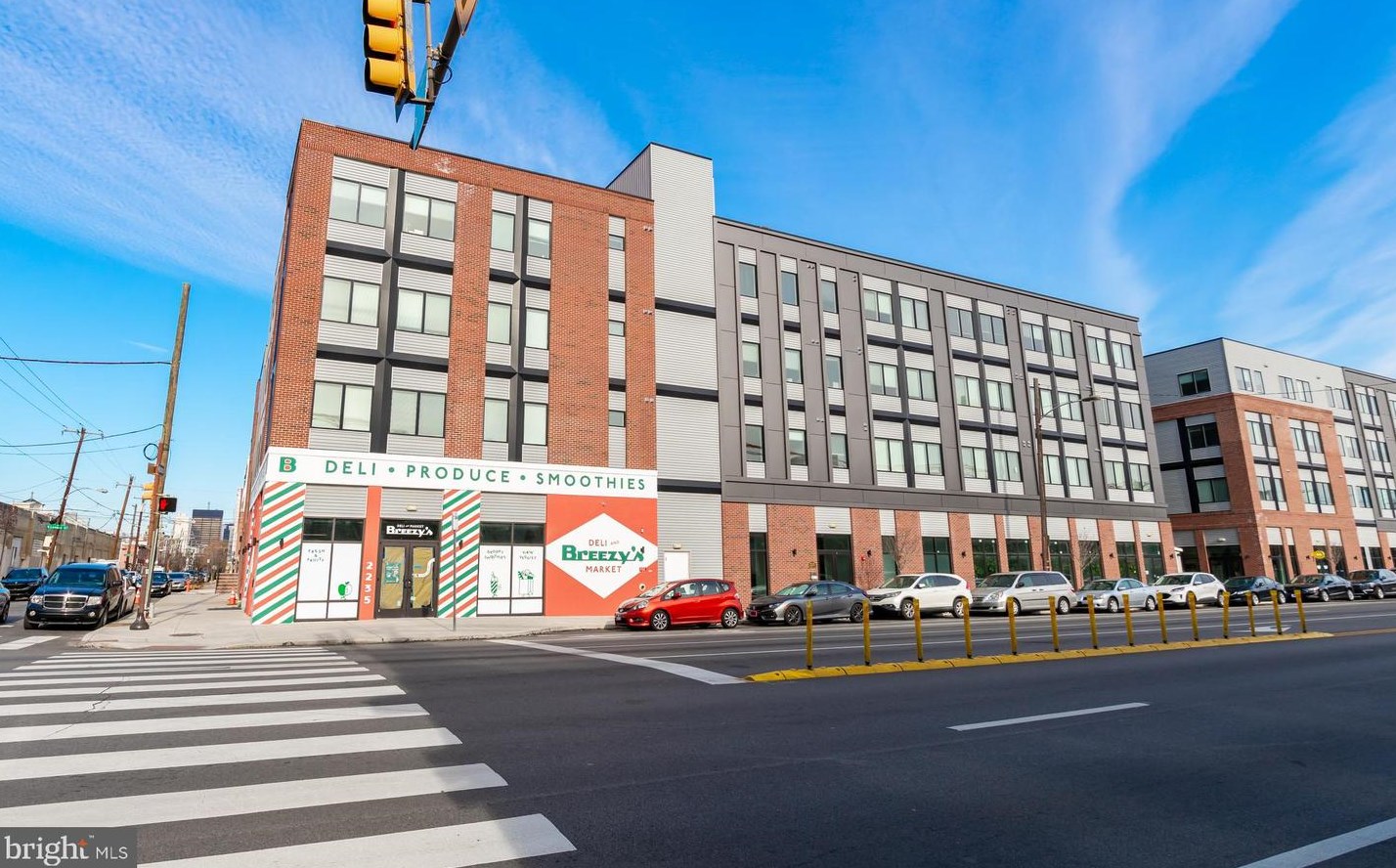 2235 Washington Ave, Philadelphia PA  19146-2533 exterior