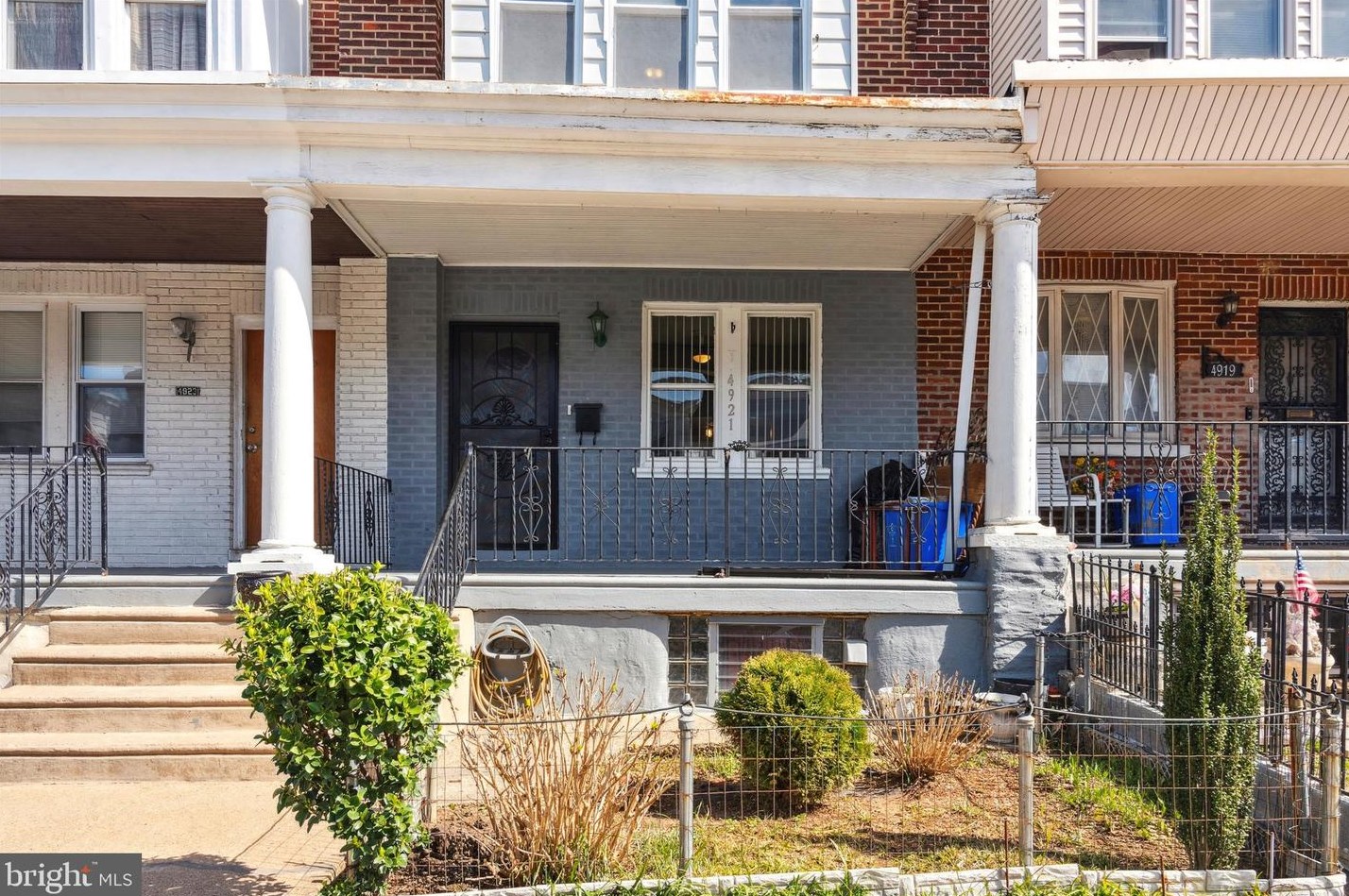 4921 Boudinot St, Philadelphia, PA 19120-4306