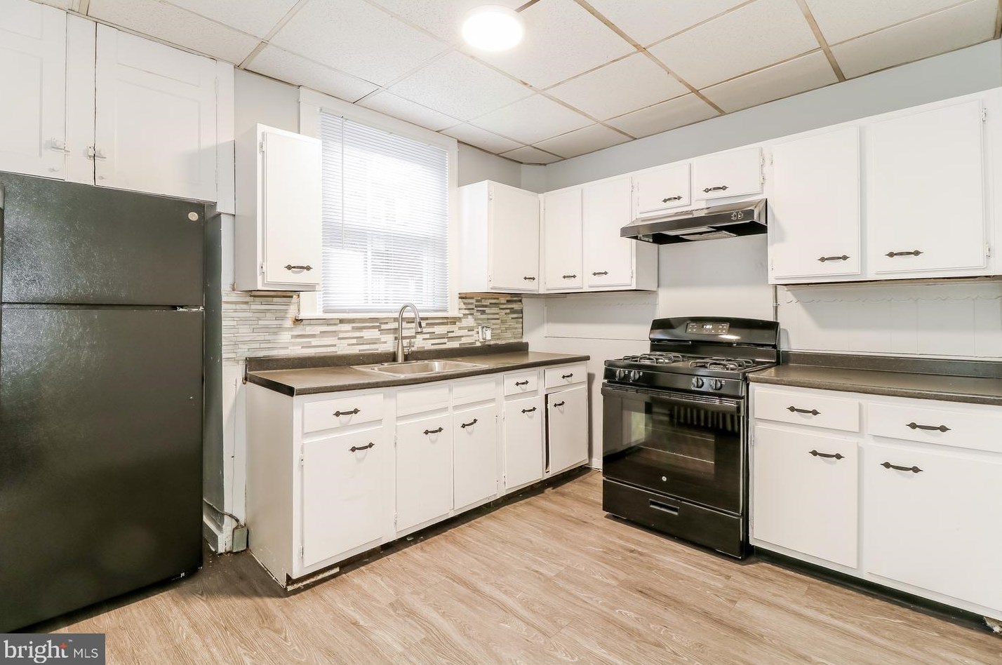 1724 S 53rd St, Philadelphia, PA 19143