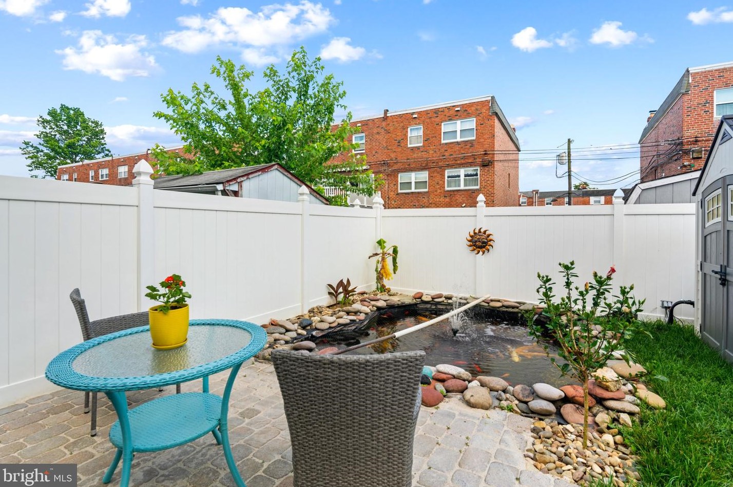 12645 Dunks Ferry Rd, Philadelphia PA 19154-1424 exterior