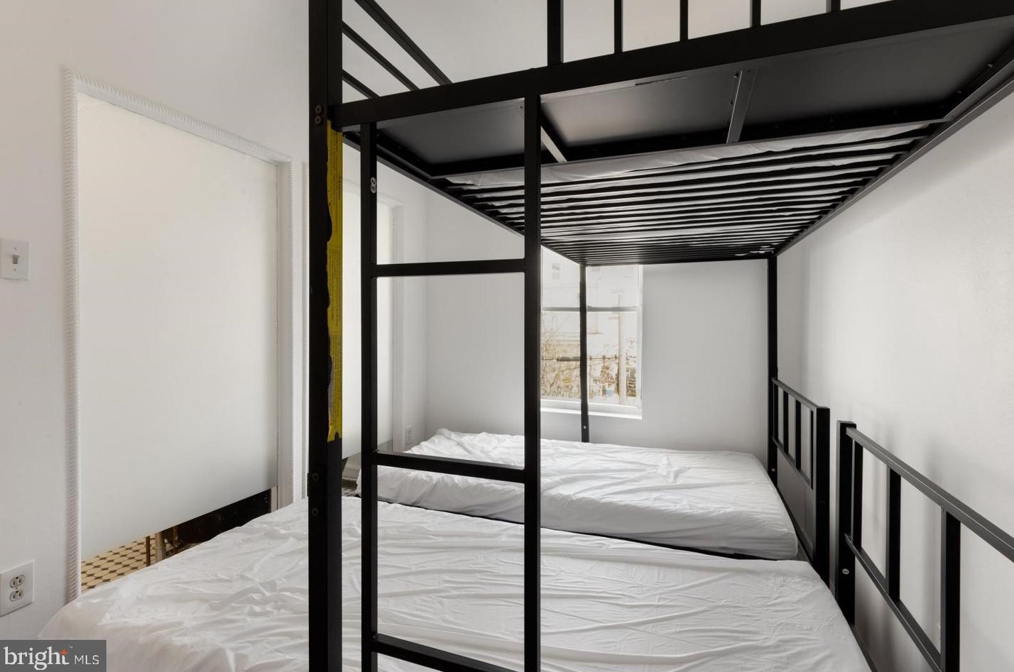 2031 Letterly St, Philadelphia PA 19132-4007 exterior