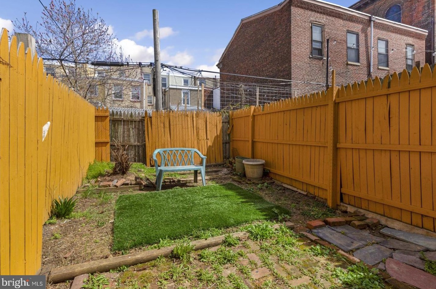 2031 Letterly St, Philadelphia PA 19132-4007 exterior