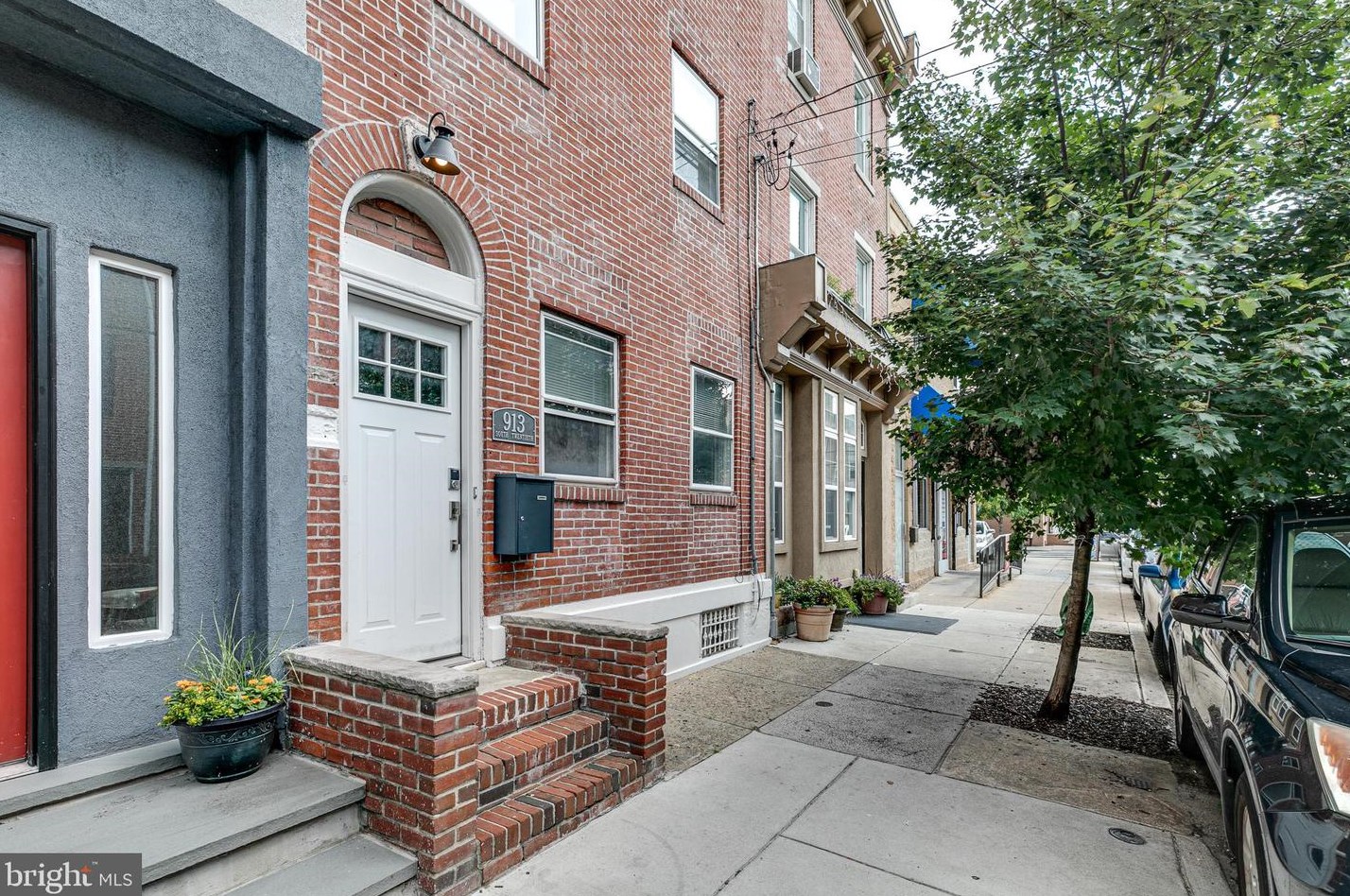 913 S 20th St, Philadelphia, PA 19130