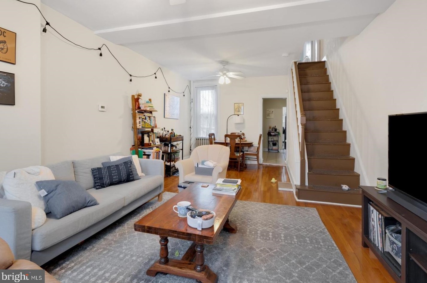 105 Salaignac St, Philadelphia, PA 19127-1809
