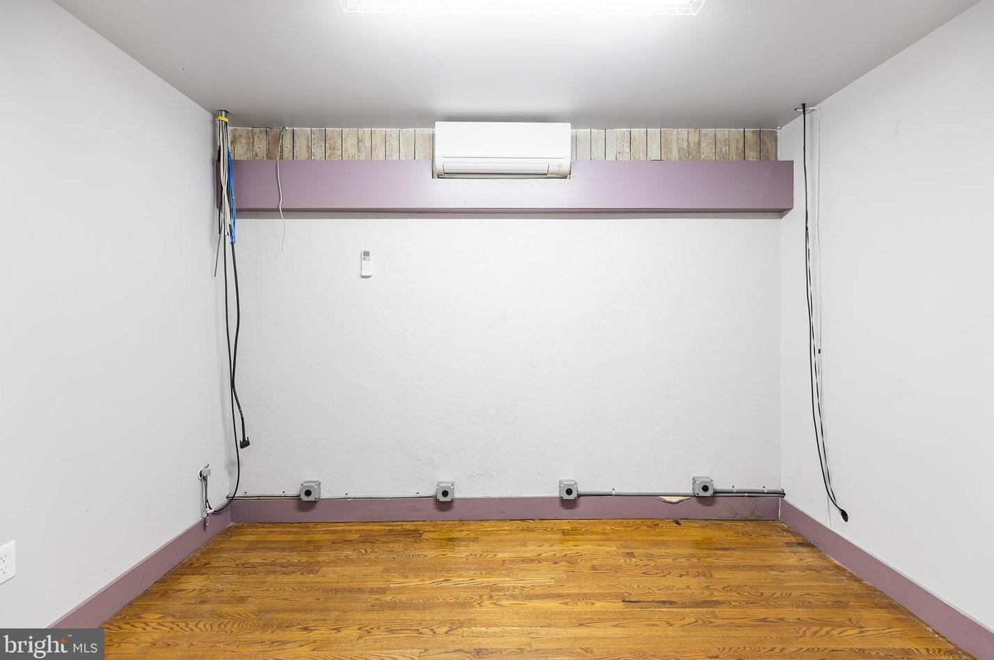 2309 Wallace St, Philadelphia PA 19130-3105 exterior