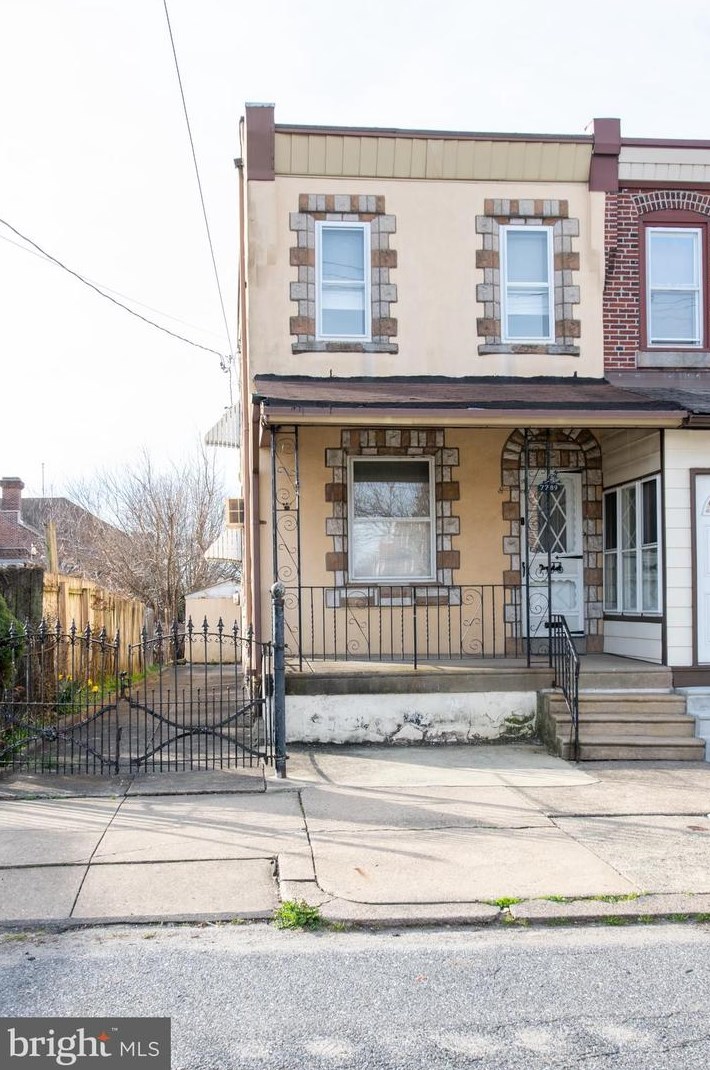 7789 Craig St, Philadelphia, PA 19136-3003