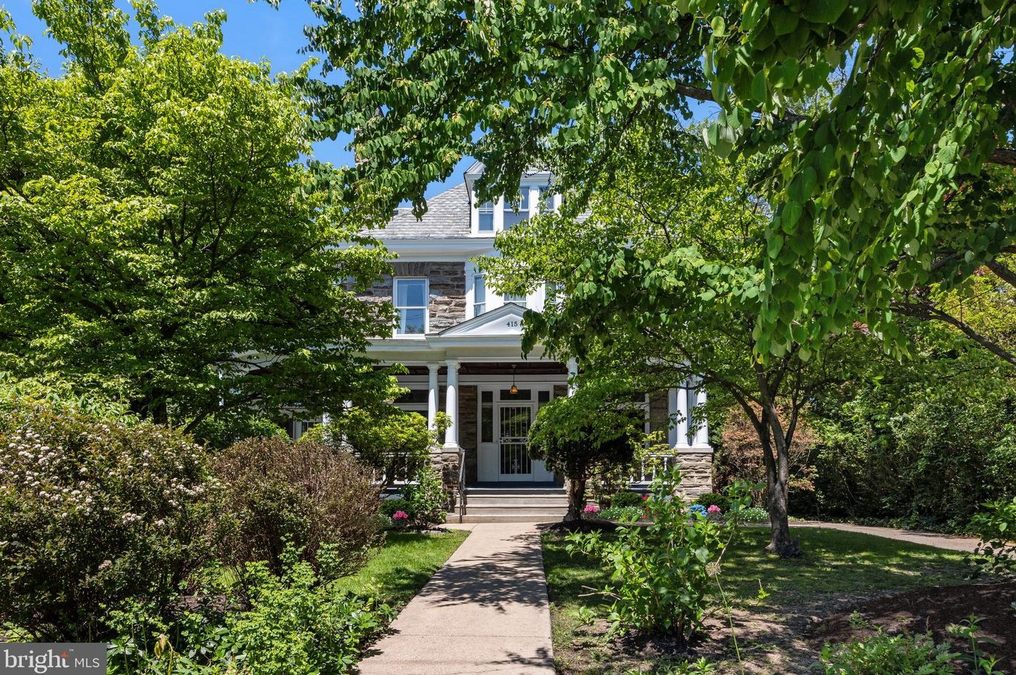415 Gowen Ave, Philadelphia, PA 19119-1025