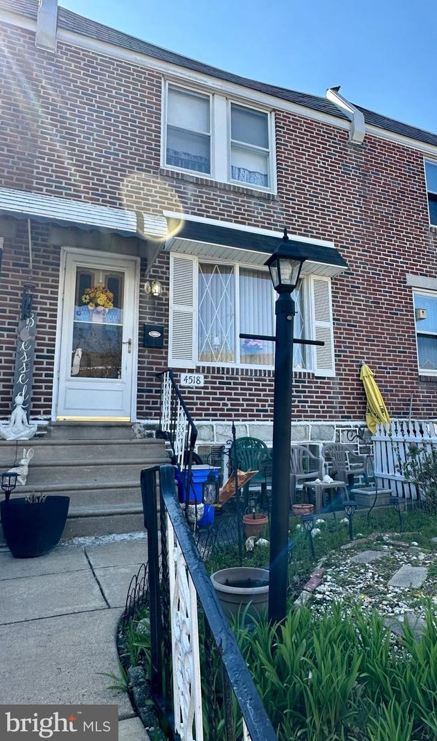 4518 Oakmont St, Philadelphia, PA 19136-3704