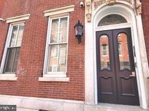 1934 Spruce St, Philadelphia PA  19103-6613 exterior