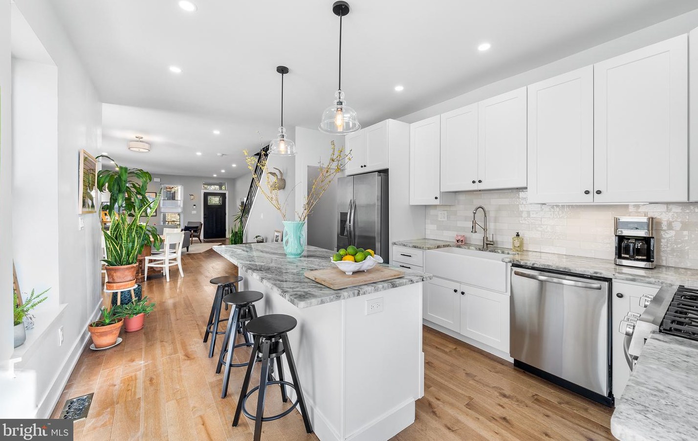 426 High St, Philadelphia PA 19144-1129 exterior