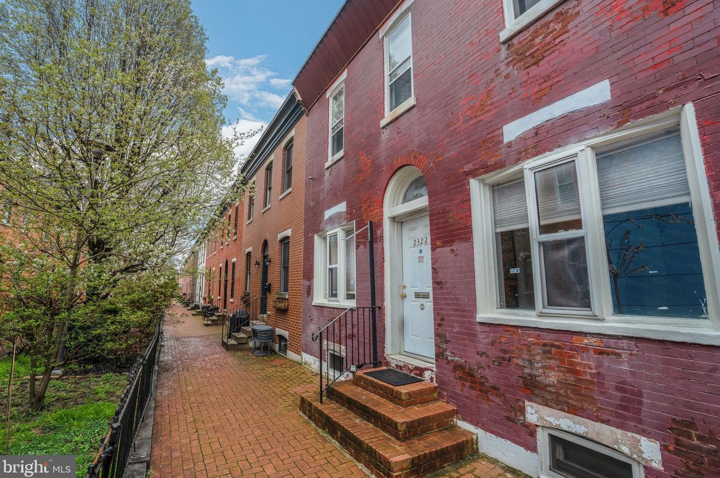 2322 Madison Sq, Philadelphia, PA 19146-1713