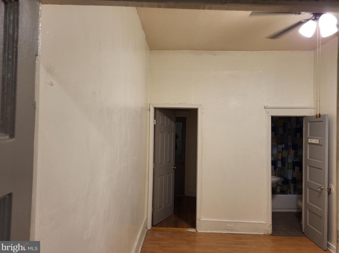 3229 Susquehanna Ave, Philadelphia PA 19122-1118 exterior