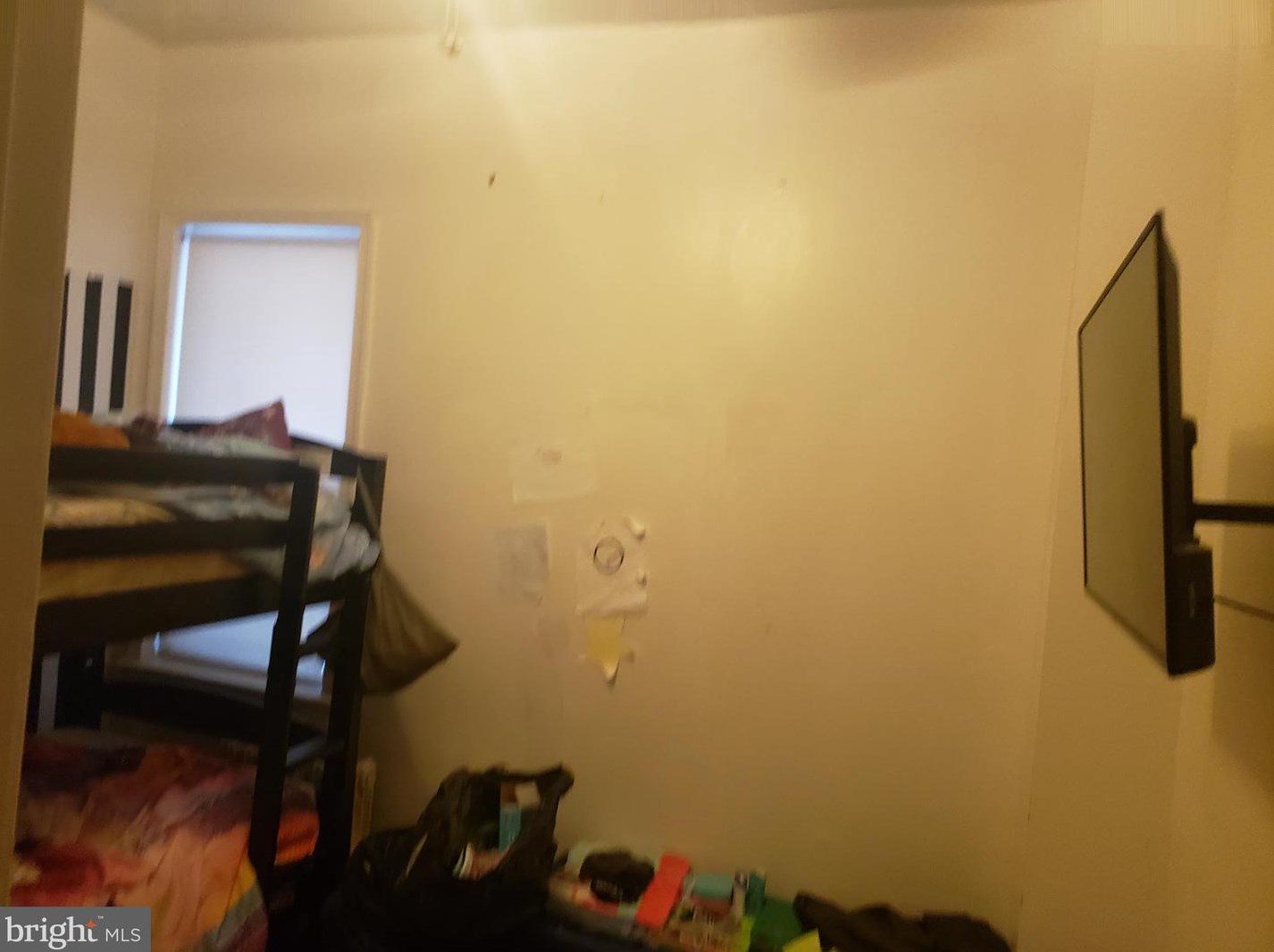 3229 Susquehanna Ave, Philadelphia PA 19122-1118 exterior