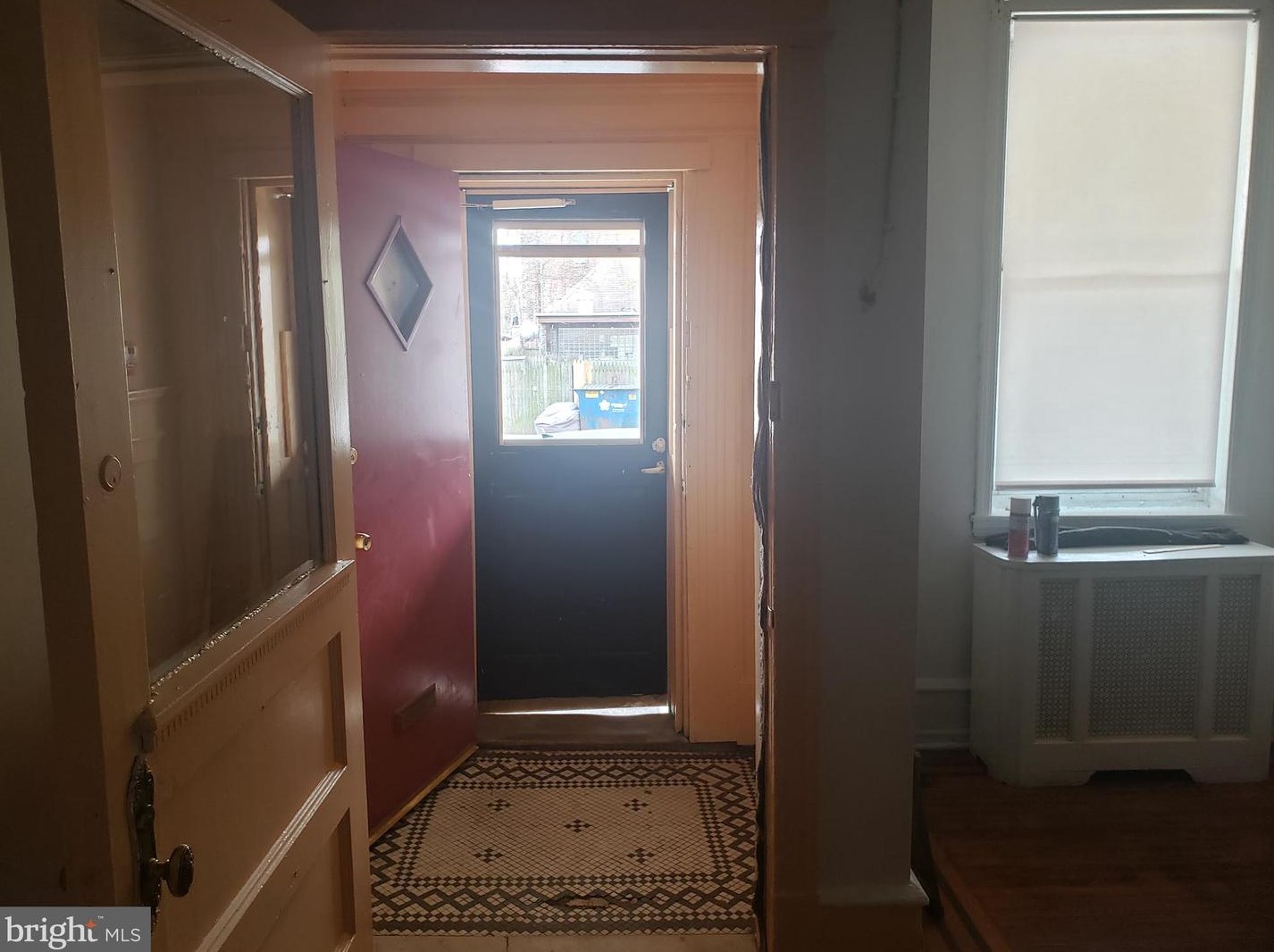 3229 Susquehanna Ave, Philadelphia PA 19122-1118 exterior