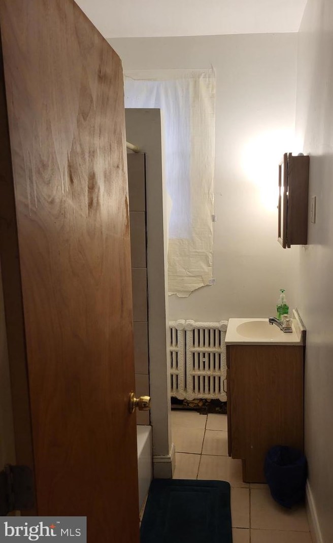 3229 Susquehanna Ave, Philadelphia PA 19122-1118 exterior