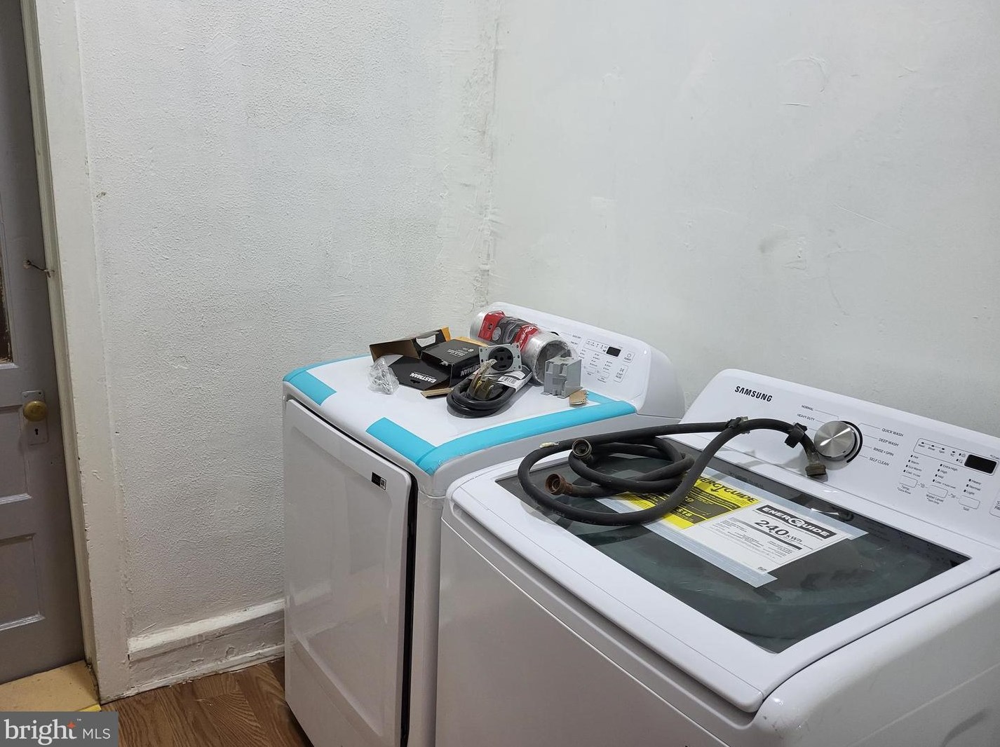 3229 Susquehanna Ave, Philadelphia PA 19122-1118 exterior