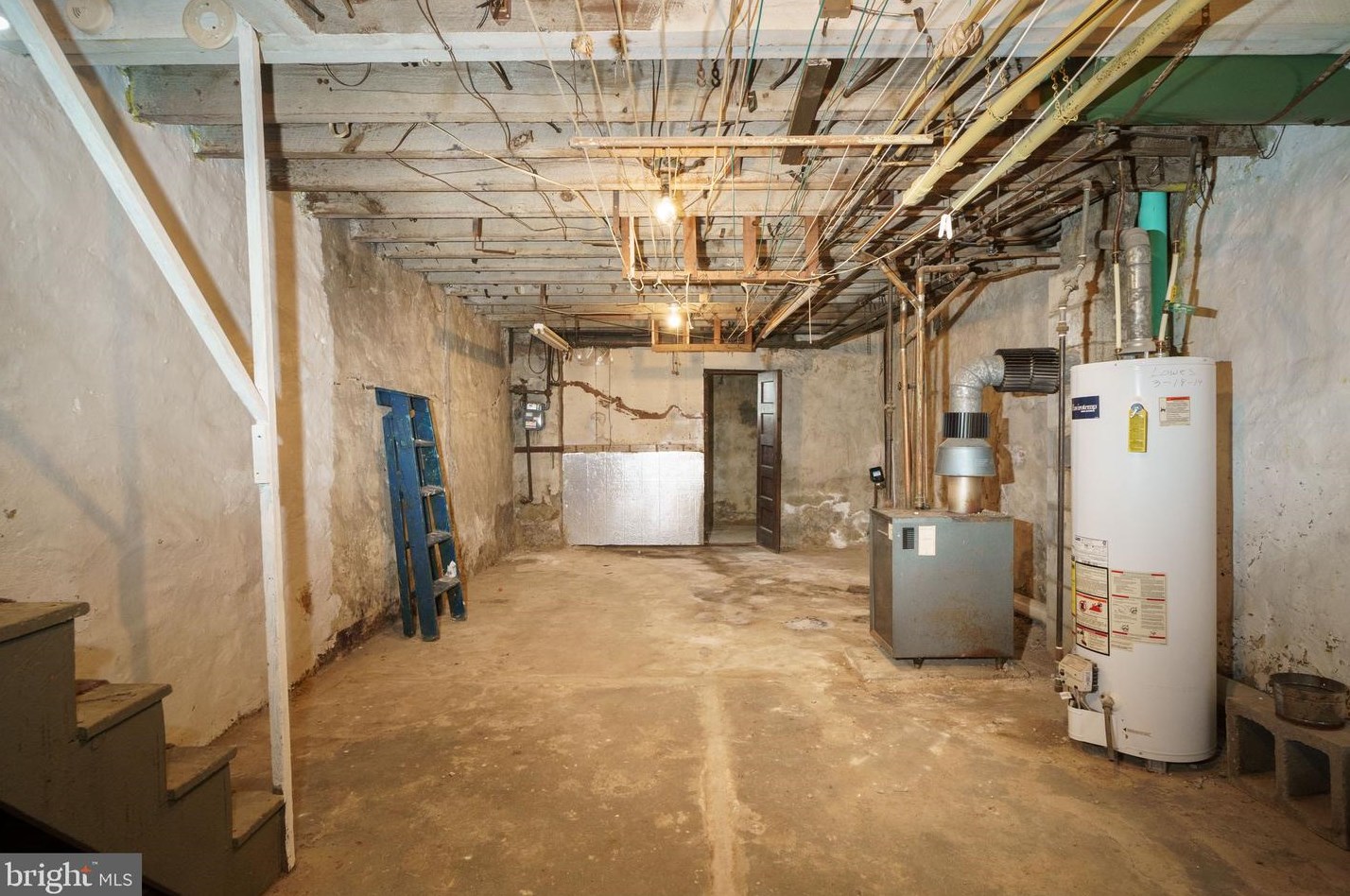 5603 Hunter St, Philadelphia PA  19131-3402 exterior