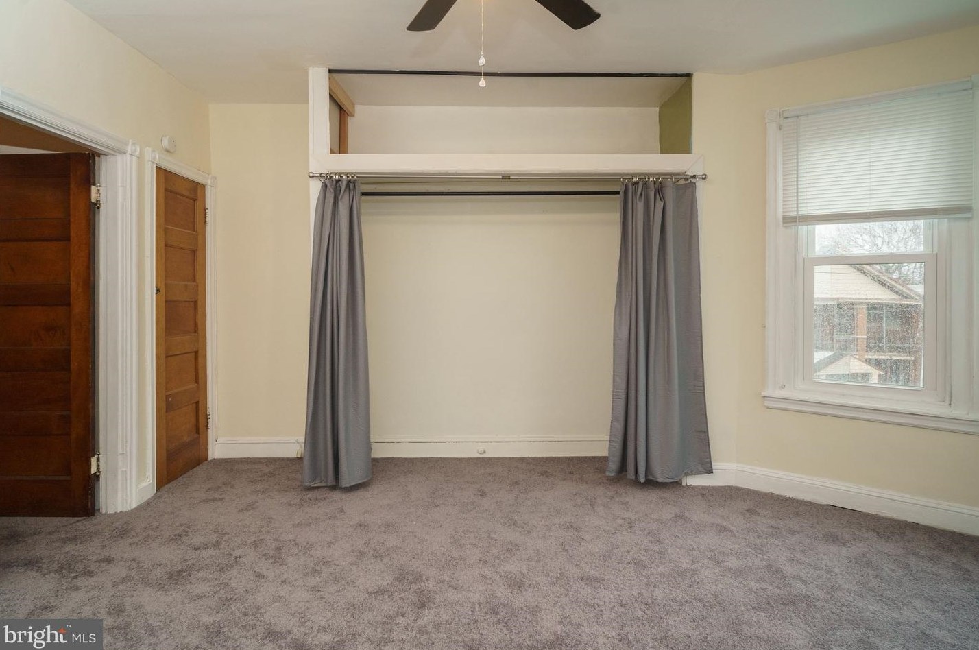 5603 Hunter St, Philadelphia PA  19131-3402 exterior