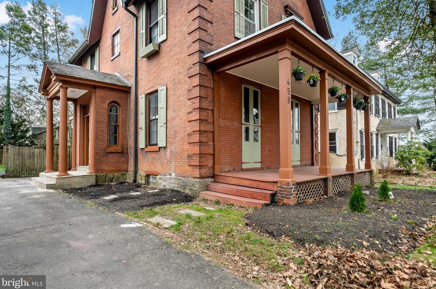 458 Locust Ave, Philadelphia, PA 19144-1323