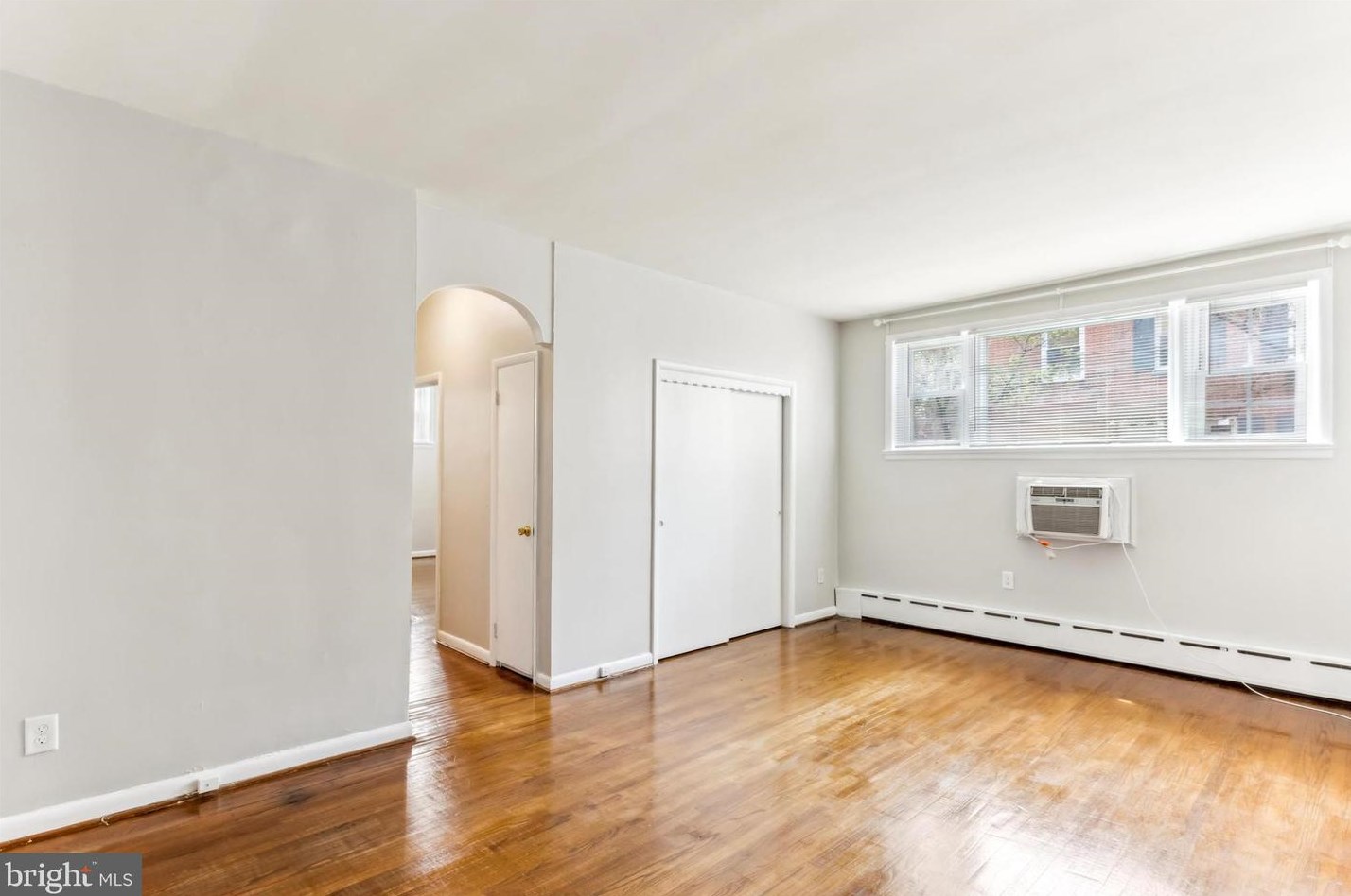 2001 Lombard St #1, Philadelphia, PA 19146