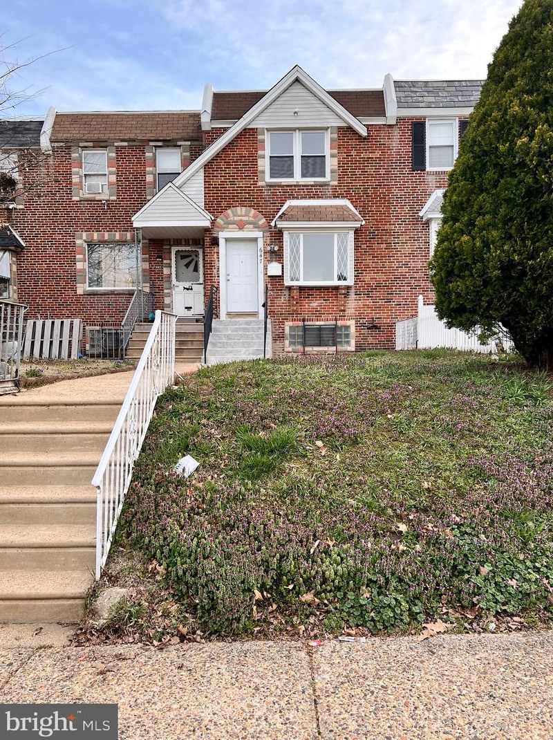 647 Garland St, Philadelphia, PA 19120