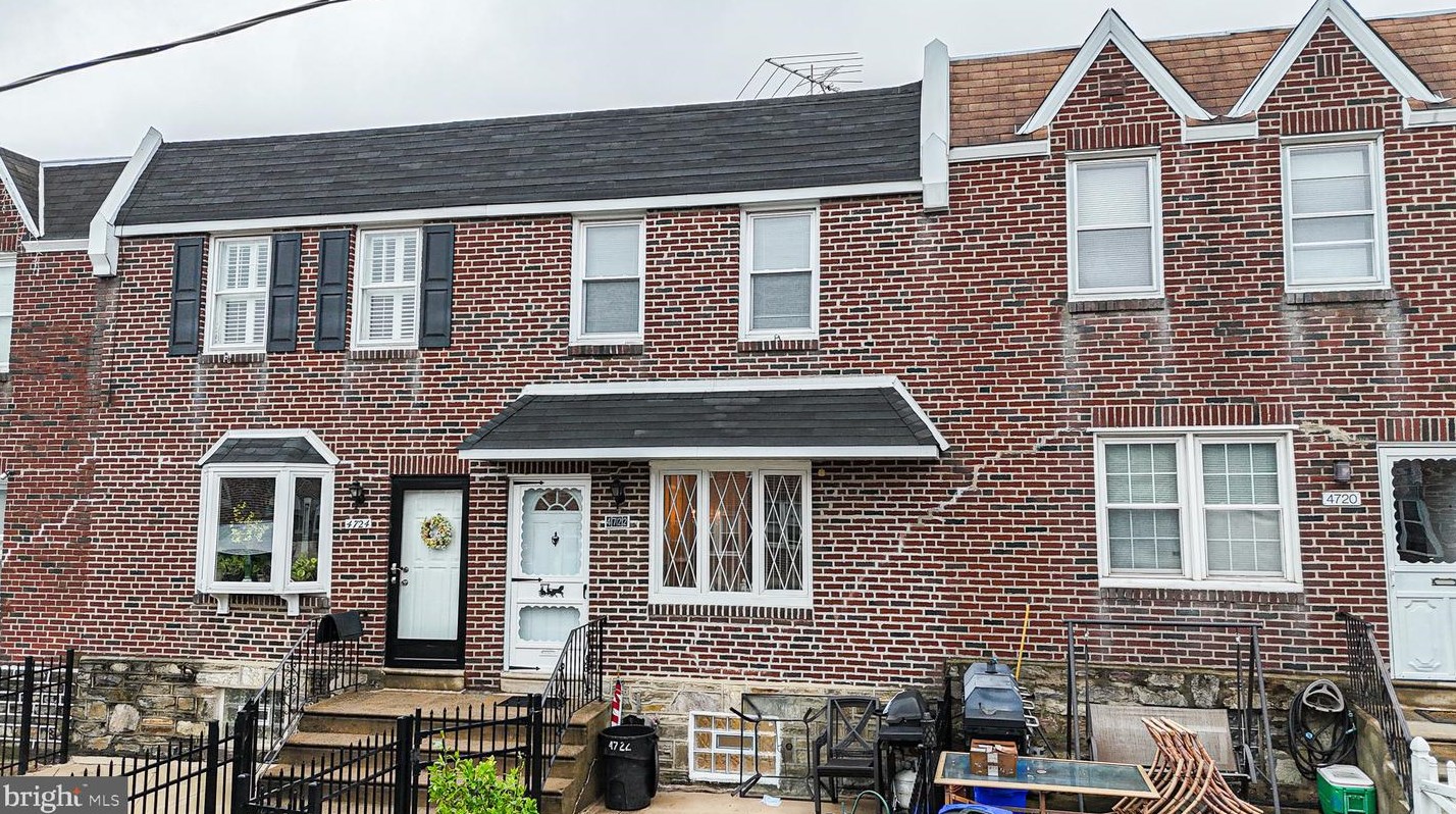 4722 Ashville St, Philadelphia, PA 19136-3302