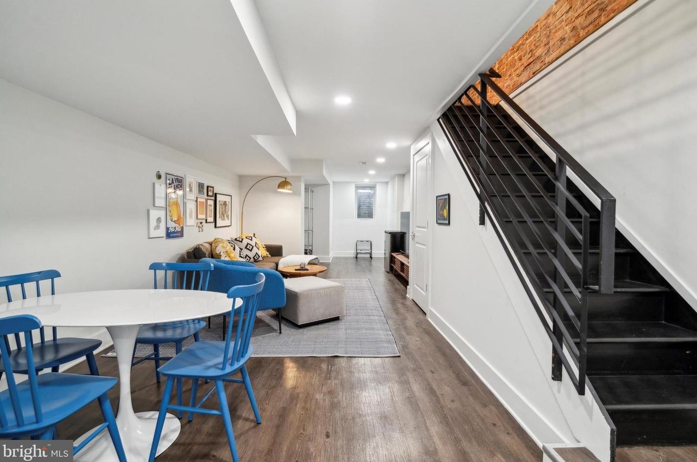 1010 Moyamensing Ave, Philadelphia PA  19147-4231 exterior
