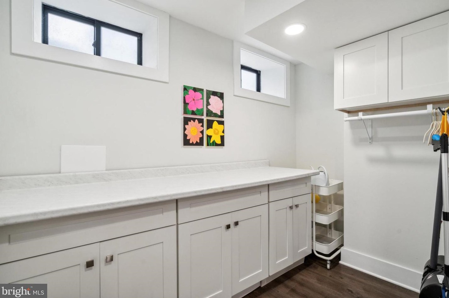 1010 Moyamensing Ave, Philadelphia PA  19147-4231 exterior