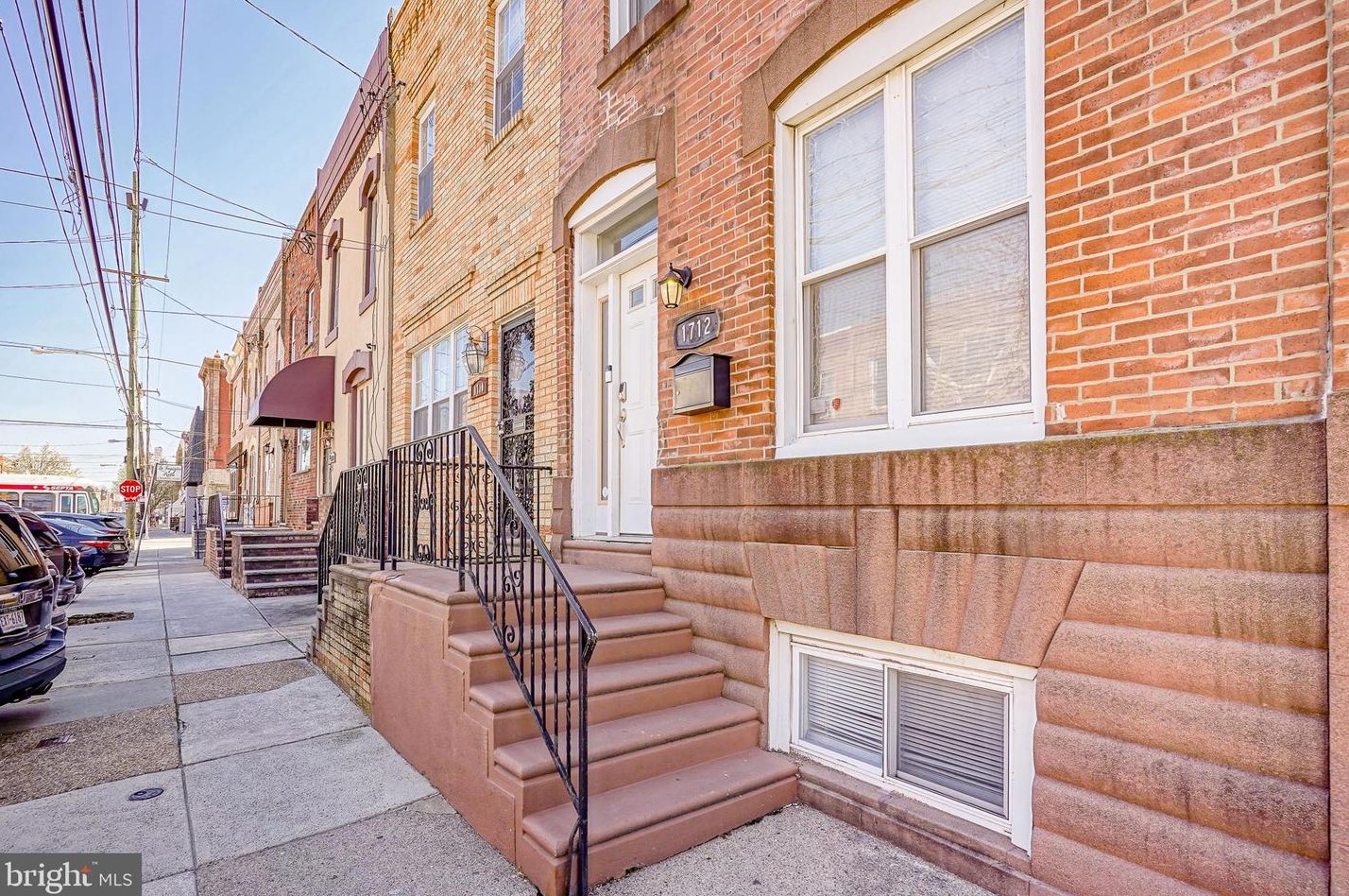 1712 Wolf St, Philadelphia, PA 19145-4326