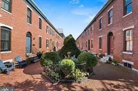 2316 Madison Sq, Philadelphia PA  19146-1713 exterior