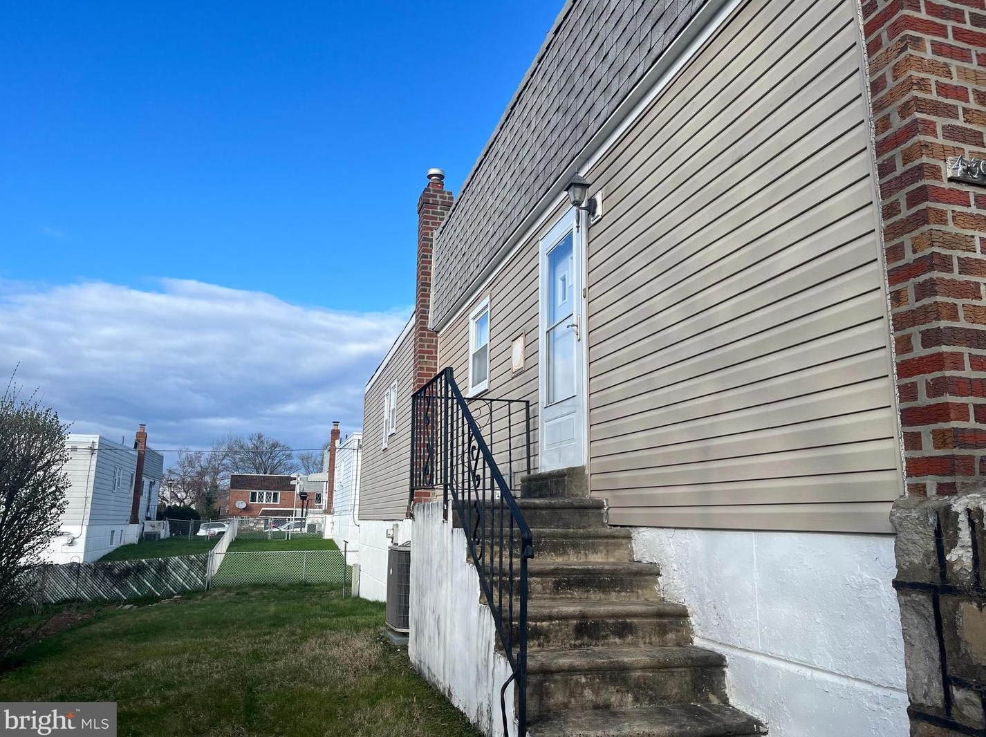 439 Densmore Rd, Philadelphia, PA 19116