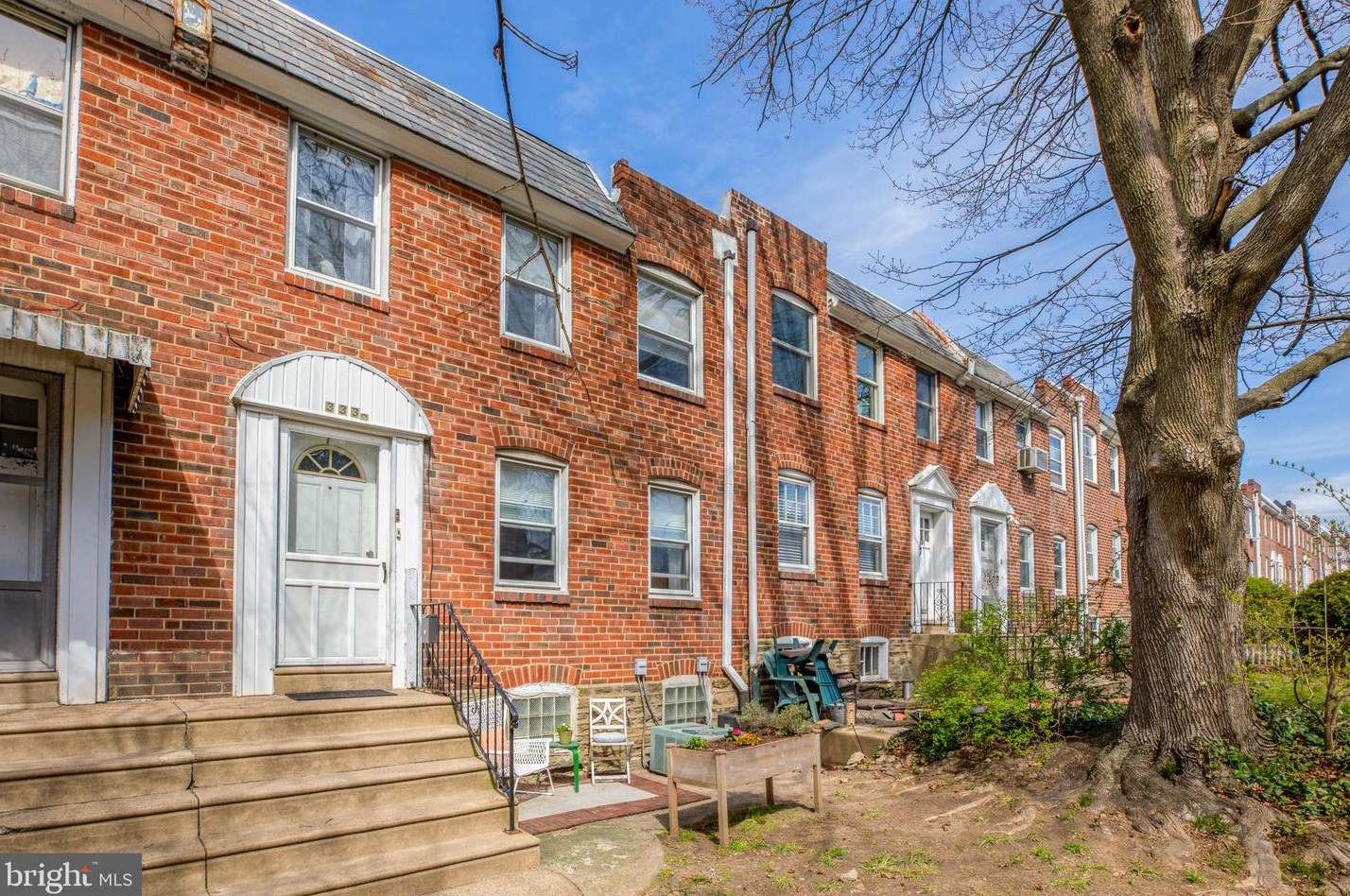 3339 Indian Queen Ln, Philadelphia, PA 19129-1519