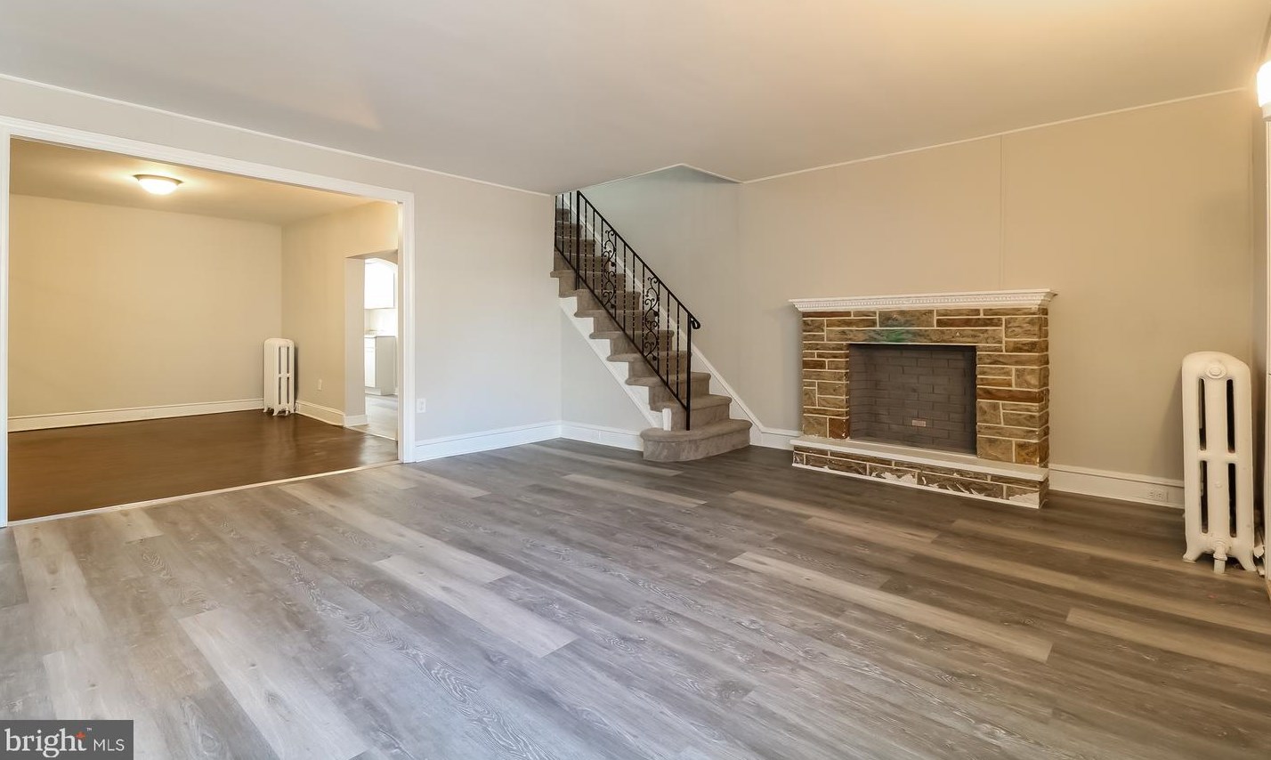 7037 Elmwood Ave, Philadelphia, PA 19142