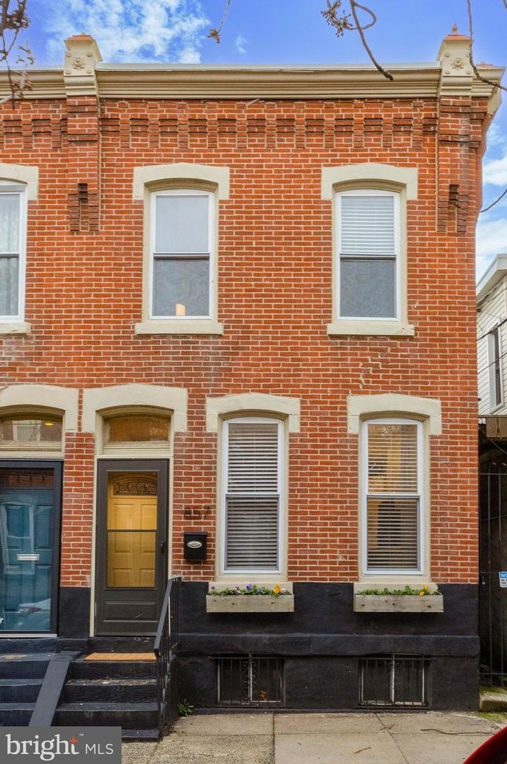 857 Stillman St, Philadelphia, PA 19130-1837