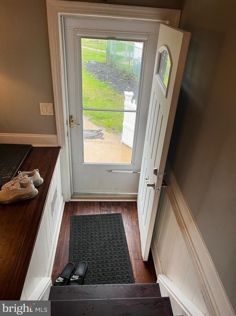 2856 Tolbut St, Philadelphia PA  19136-1021 exterior