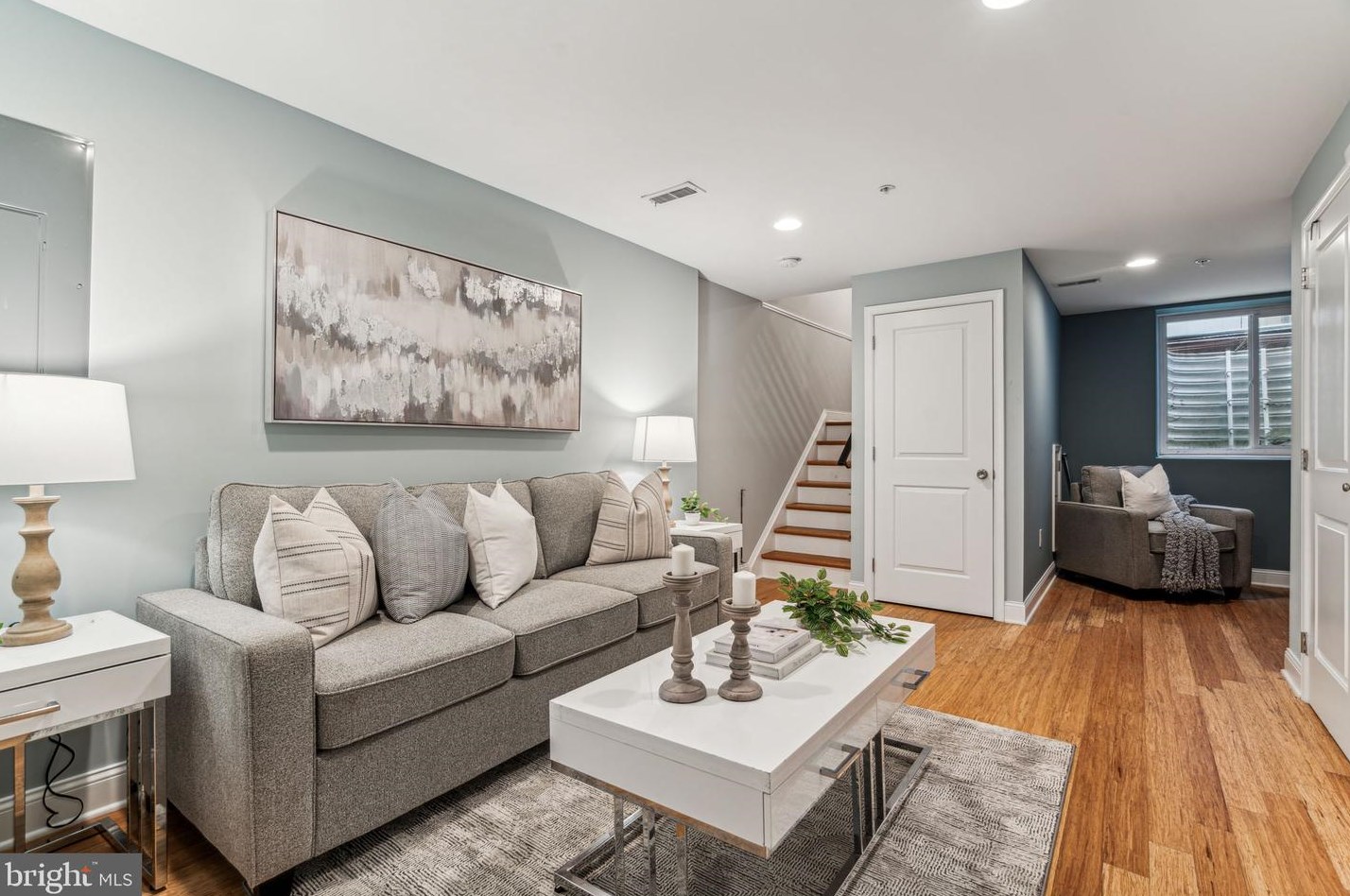 1009 Reese St, Philadelphia PA  19147-4023 exterior